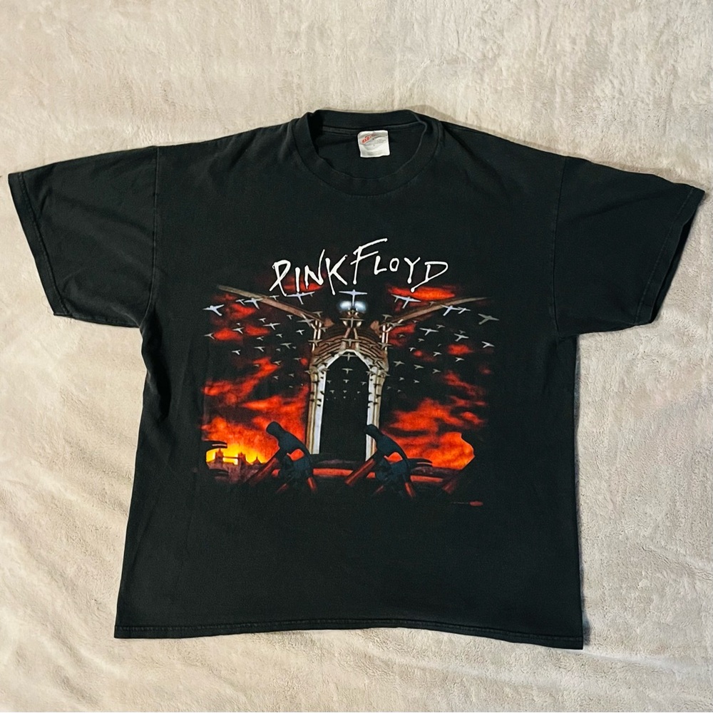 Vintage 1997 Pink Floyd Roger Waters The Wall Black T-Shirt Men’s Size Large